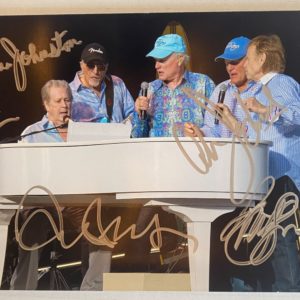 The Beach Boys band signed autographed 8×12 photo Brian Wilson photograph Prime Autographs - Top Celebrity Signatures Celebrity Signatures