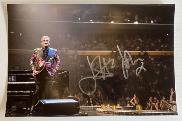 Elton John signed autographed 8×12 photo photograph Rocket Man autographs Prime Autographs - Top Celebrity Signatures Celebrity Signatures