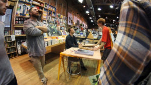 aaron paul autographs w1920 o