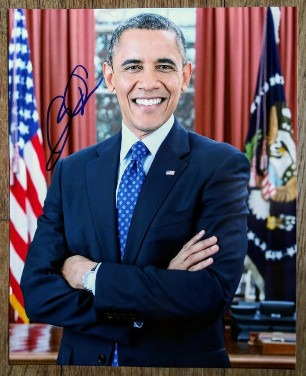 Barack Obama signed autographed 8×12 photo United States Prime Autographs - Top Celebrity Signatures Celebrity Signatures