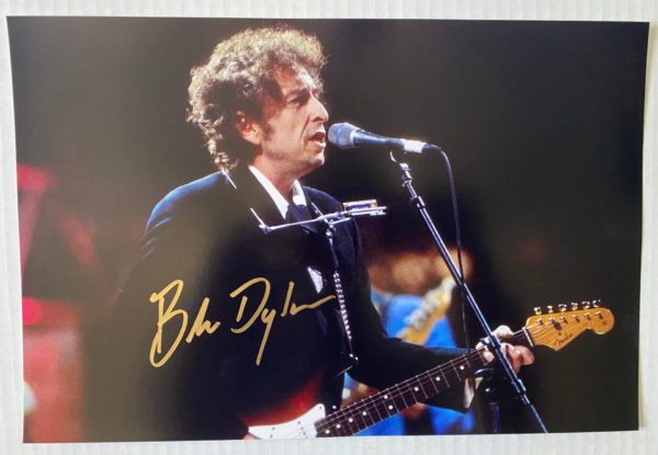 Bob Dylan signed autographed 8×12 photo photograph autographs Prime Autographs - Top Celebrity Signatures Celebrity Signatures