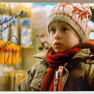 Home Alone Macaulay Culkin signed autographed 8×12 photo Prime Autographs - Top Celebrity Signatures Celebrity Signatures