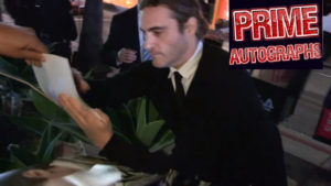 joker joaquin phoenix 2019 autographs signed autographed photo photograph photo for sale w1920 o