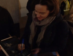 laura linney signing autographs signed autographed photo for sale ozark w1297 o