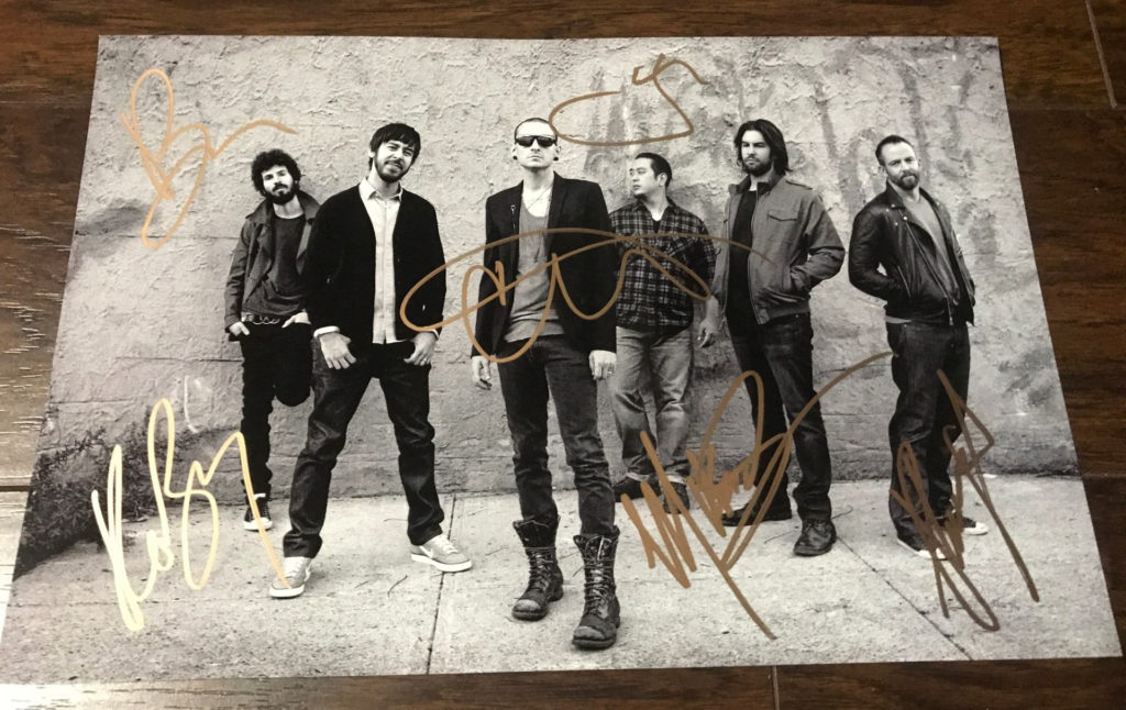 Linkin Park Chester Bennington band signed autographed 8×12 photo autographs Prime Autographs