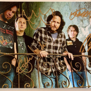 Pearl Jam signed autographed 8×12 photo Eddie Vedder autographs photograph Prime Autographs - Top Celebrity Signatures Celebrity Signatures