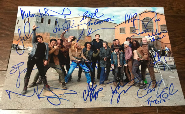The Walking Dead cast signed photograph Andrew Lincoln Prime Autographs - Top Celebrity Signatures Celebrity Signatures