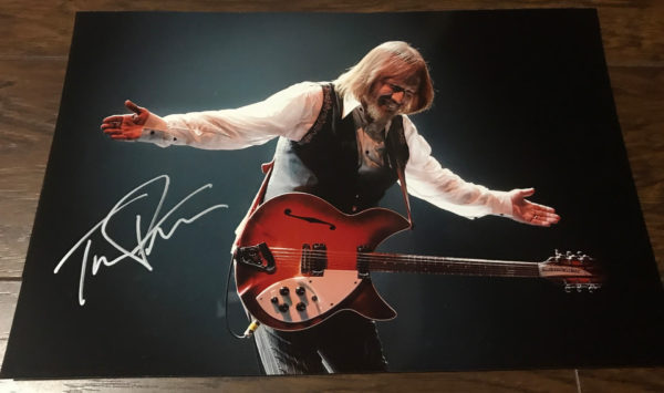 Tom Petty and the Heartbreakers signed autographed 8×12 photo autographs Prime Autographs - Top Celebrity Signatures Celebrity Signatures