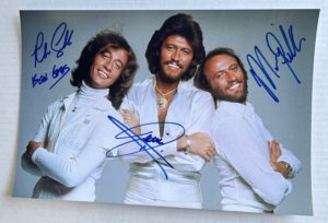 Bee Gees full band signed autographed 8x12 photo Barry Gibb Maurice Robin autographs