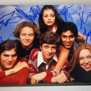 That ’70s Show cast signed autographed 8×12 photo Kutcher Prime Autographs - Top Celebrity Signatures Celebrity Signatures
